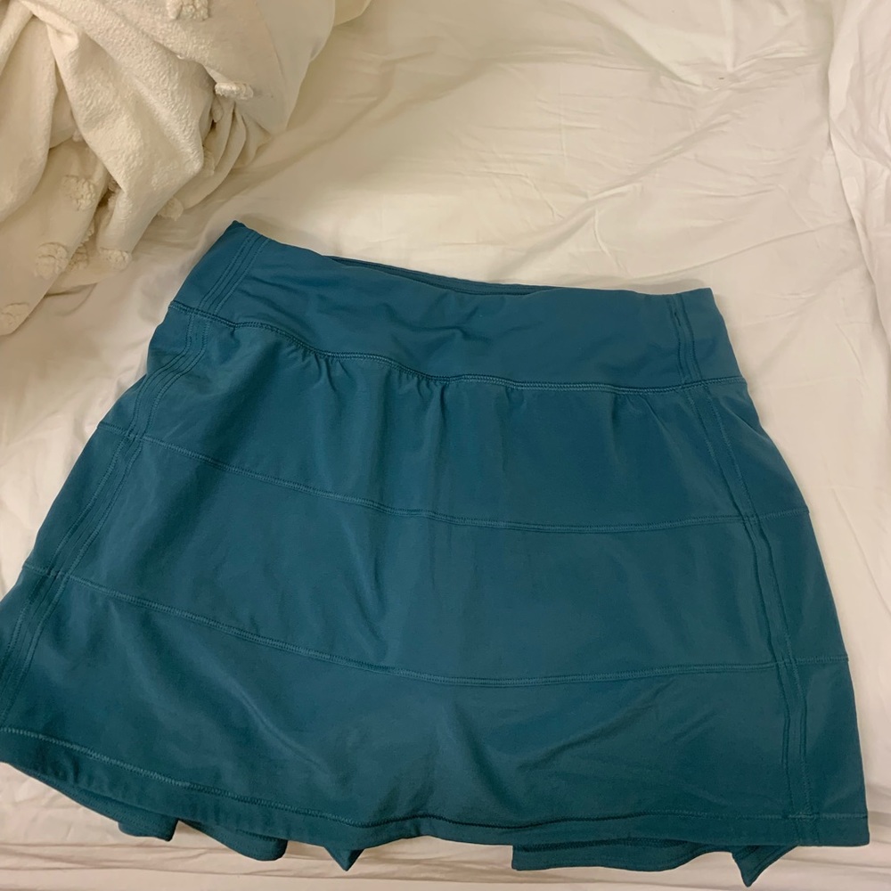 Lulu lemon skirt